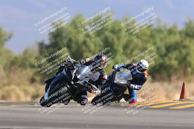 media/Nov-06-2022-SoCal Trackdays (Sun) [[208d2ccc26]]/Turn 7 Set 1 (1050am)/